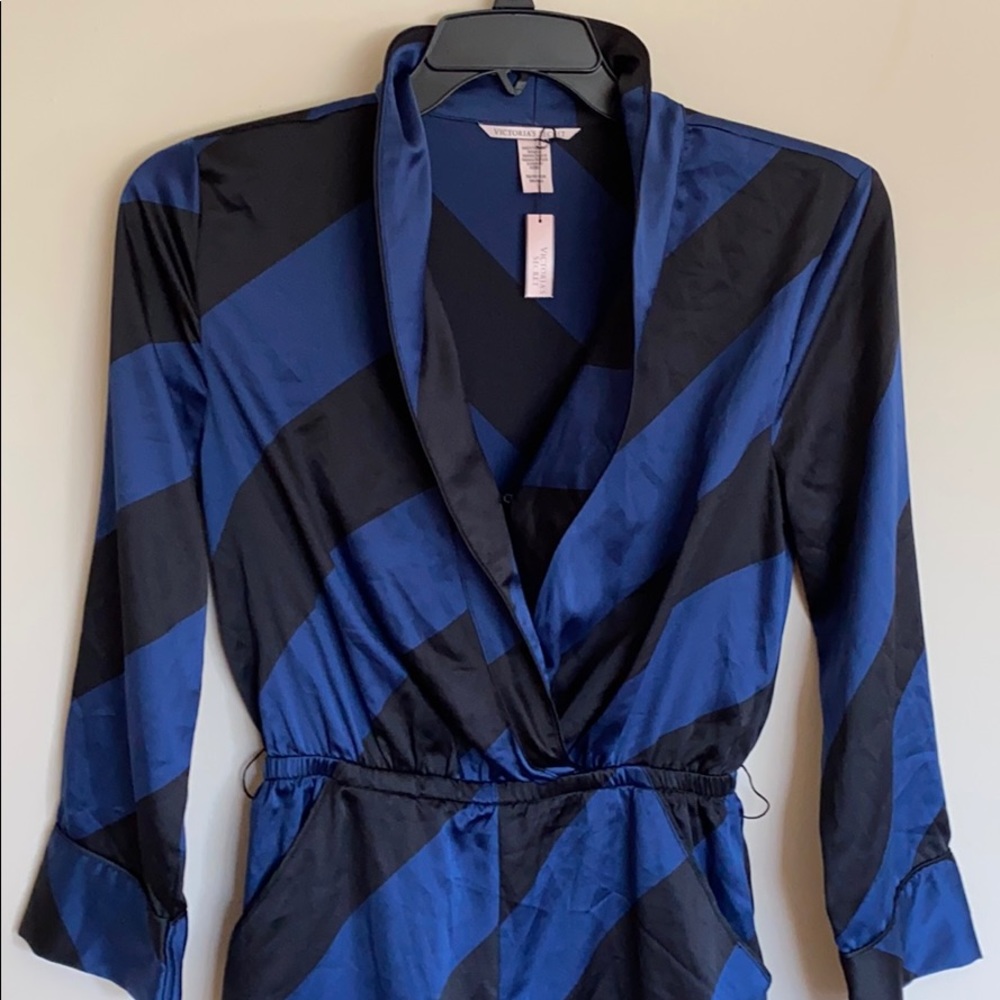 Victoria Secret romper robe - Picture 3 of 6